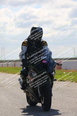 media/May-29-2022-Lets Ride (Sun) [[e8986be515]]/B Group/Grid/